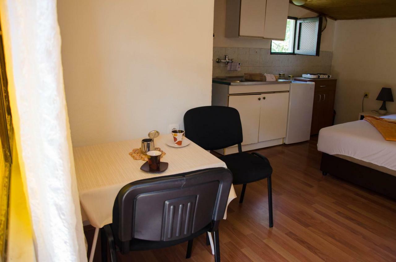 Studio-Apartman Milena بودغوريتْسا المظهر الخارجي الصورة
